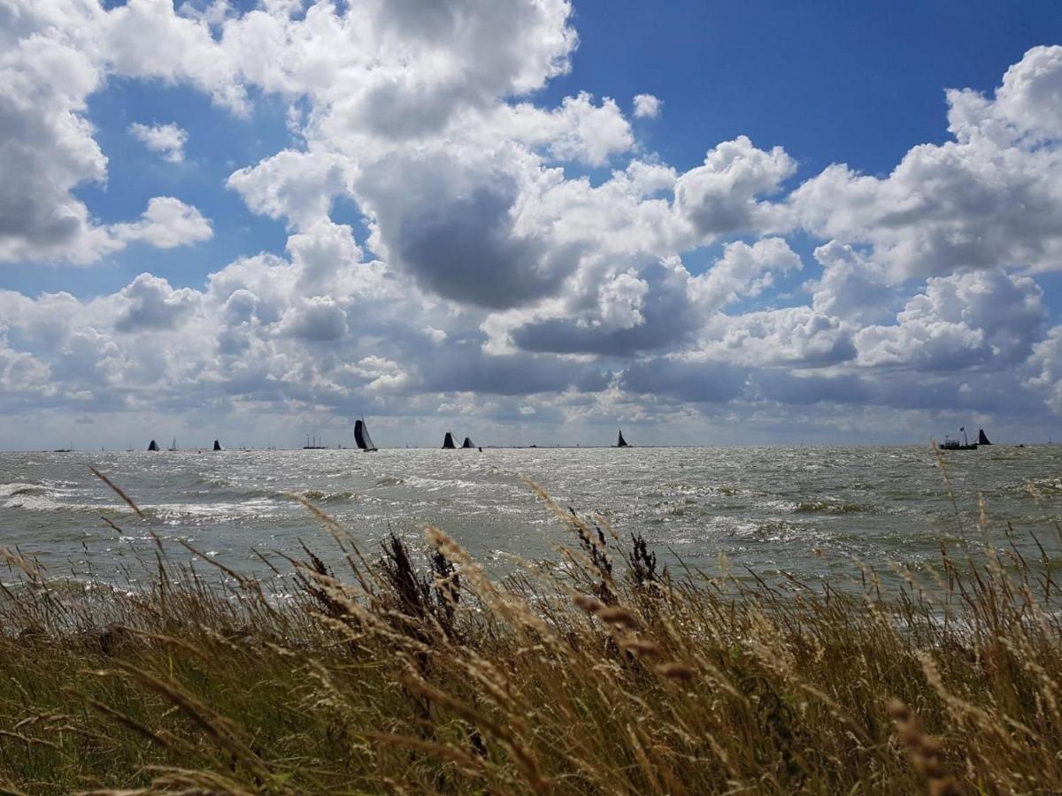 Lovely Holiday Home In Stavoren Near Frisian Lakes Luaran gambar
